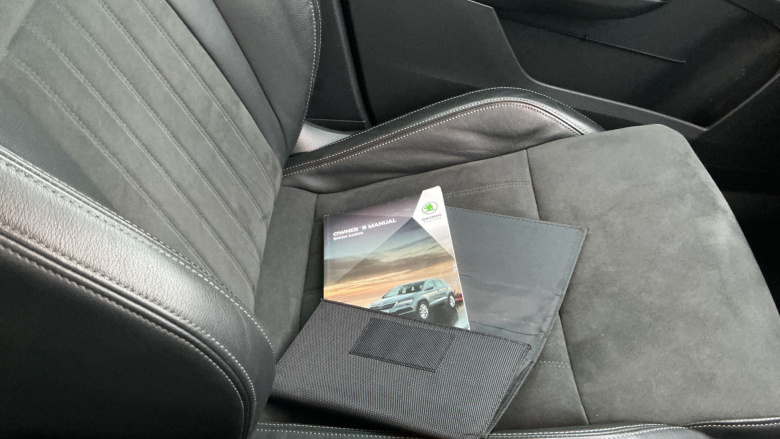 Skoda Karoq 1.5 TSI SE L 5dr DSG Petrol Estate